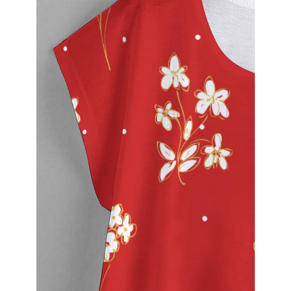 Women's Curved Hem T-shirt